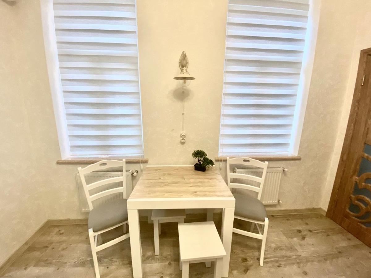 Apartment On Balabana Street 利沃夫 外观 照片